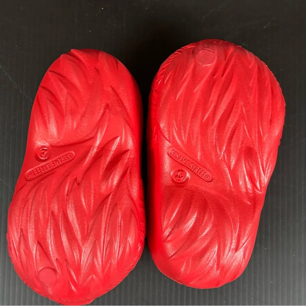 Sesame Street Red Elmo Slippers 4T‎
